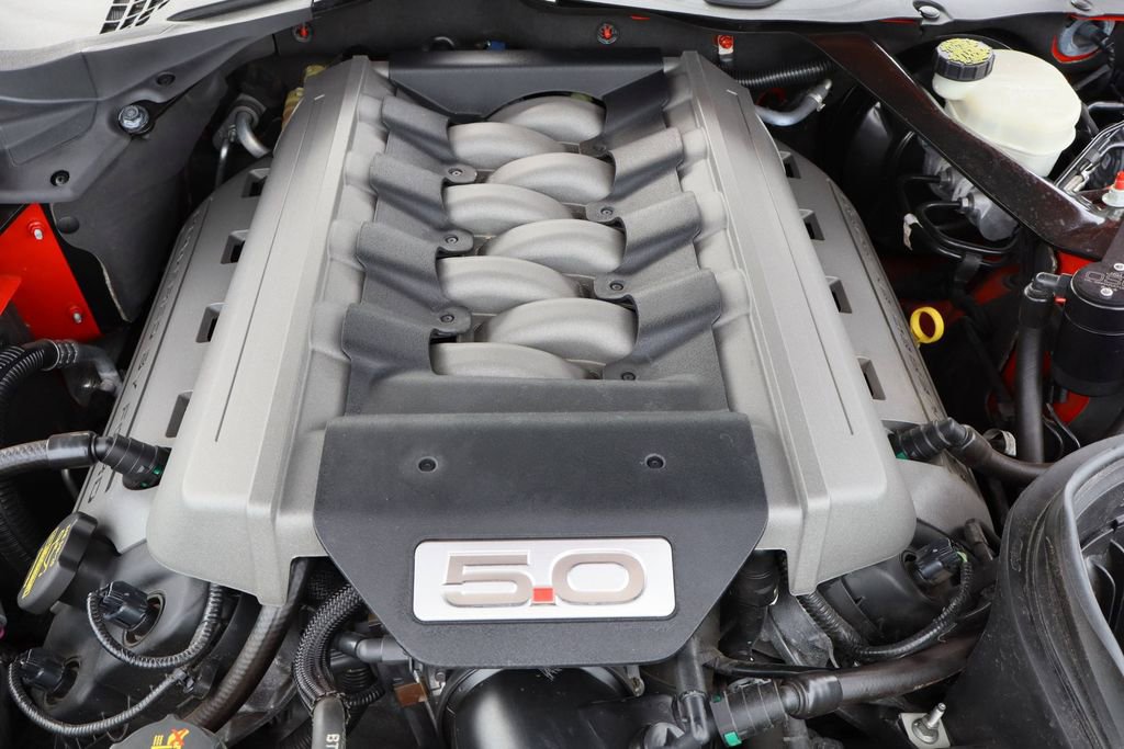 Used 2015 Ford Mustang GT Premium image 26