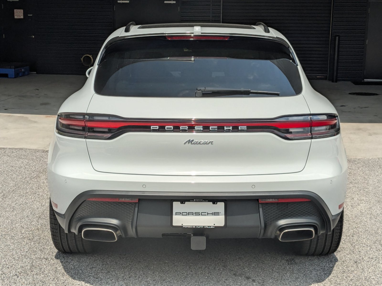 New 2026 Porsche Macan AWD/4WD image 10