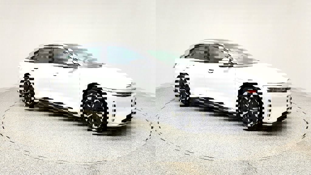 Used 2023 Lucid Air Touring image 3