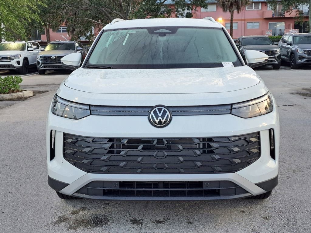 New 2026 Volkswagen Tiguan S FWD image 2
