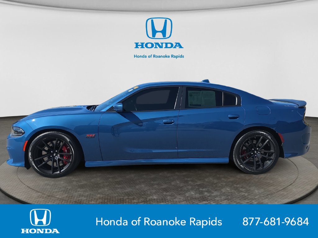 Used 2022 Dodge Charger Scat Pack w/ Dynamics Package RWD image 2