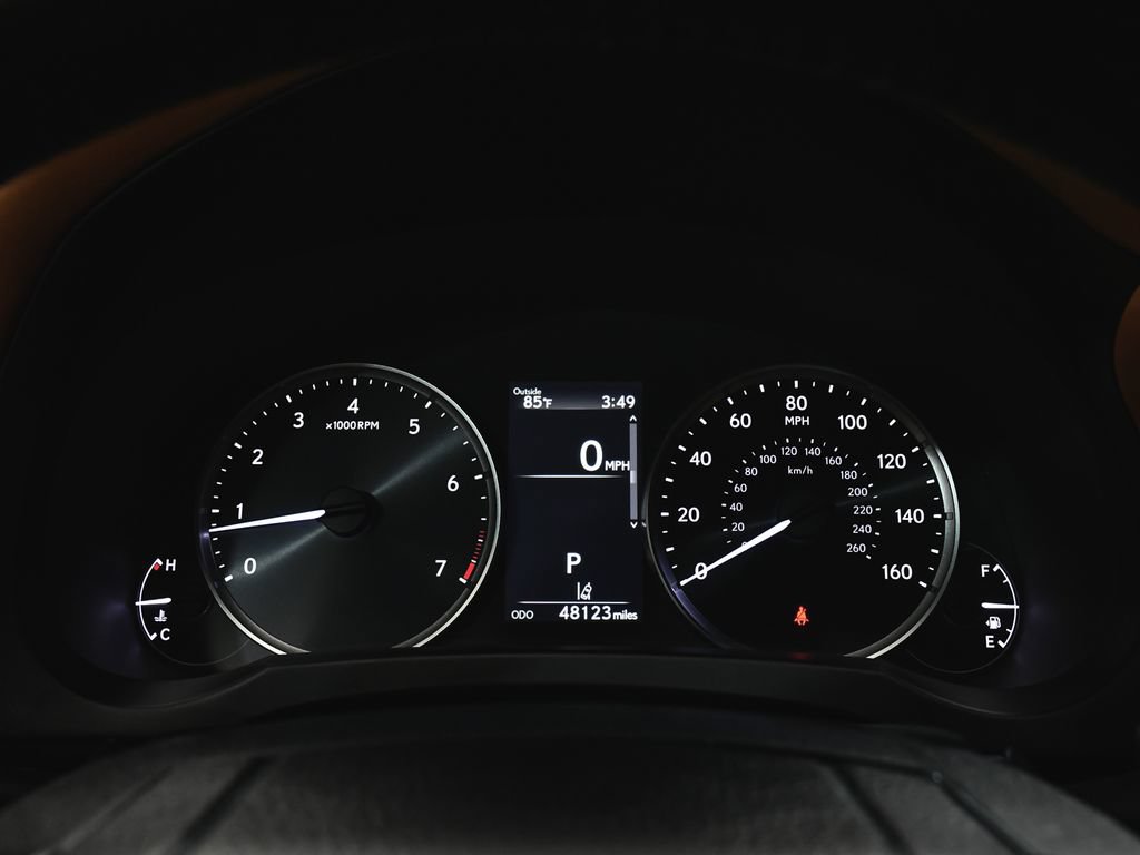 Used 2022 Lexus IS 300 AWD w/ Premium Package image 32