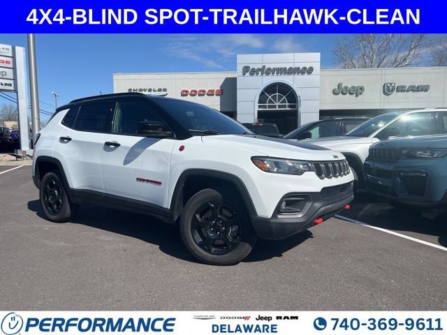 Used 2024 Jeep Compass Trailhawk AWD/4WD image 1