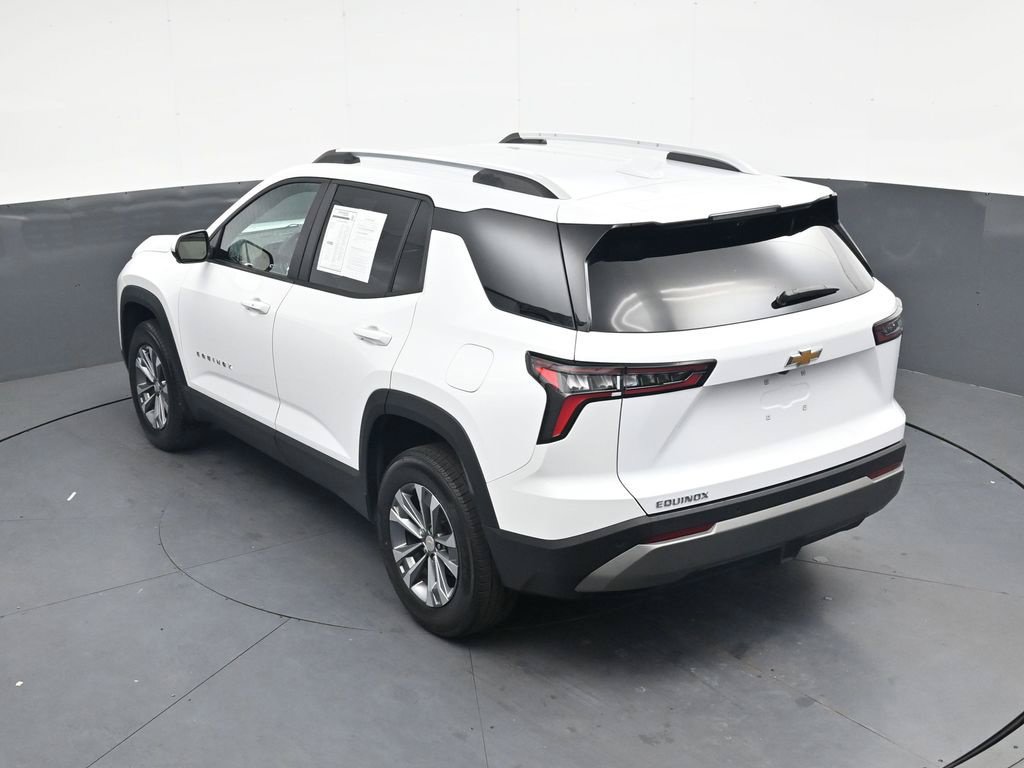 Used 2025 Chevrolet Equinox LT w/ Convenience Package II FWD image 30
