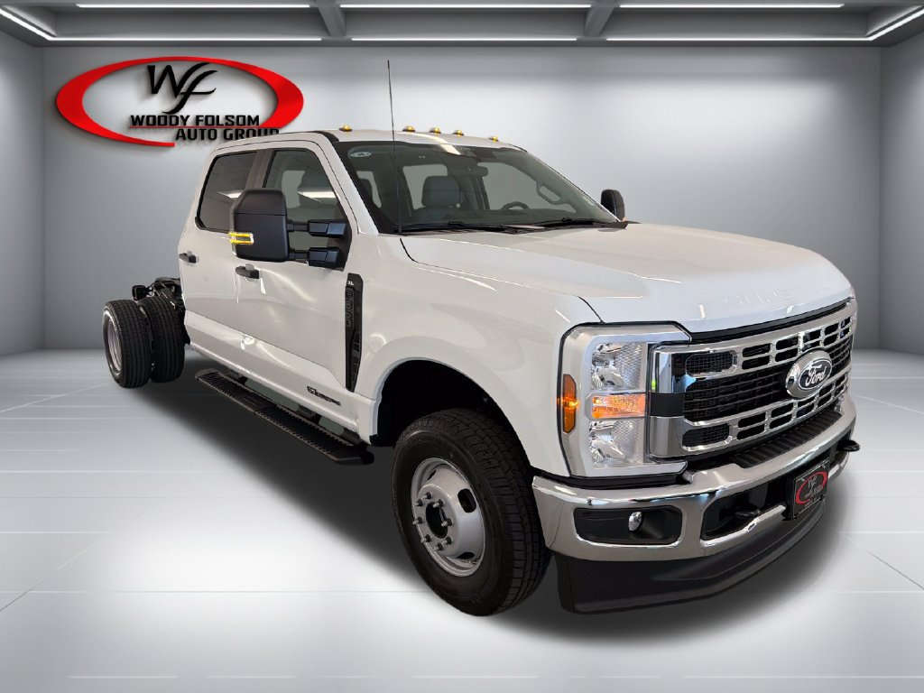 New 2027 Ford F350 XL w/ XL Chrome Package AWD/4WD image 3