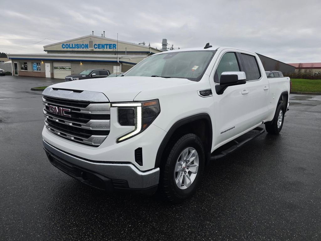 Used 2023 GMC Sierra 1500 SLE w/ Enhanced Capability Package AWD/4WD image 8