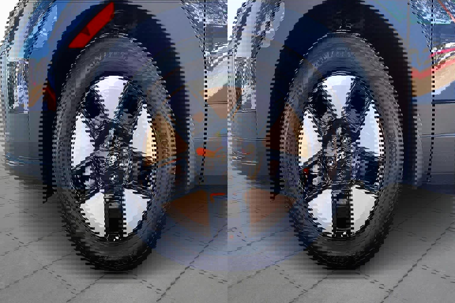 Certified 2026 Hyundai Santa Fe SEL image 9