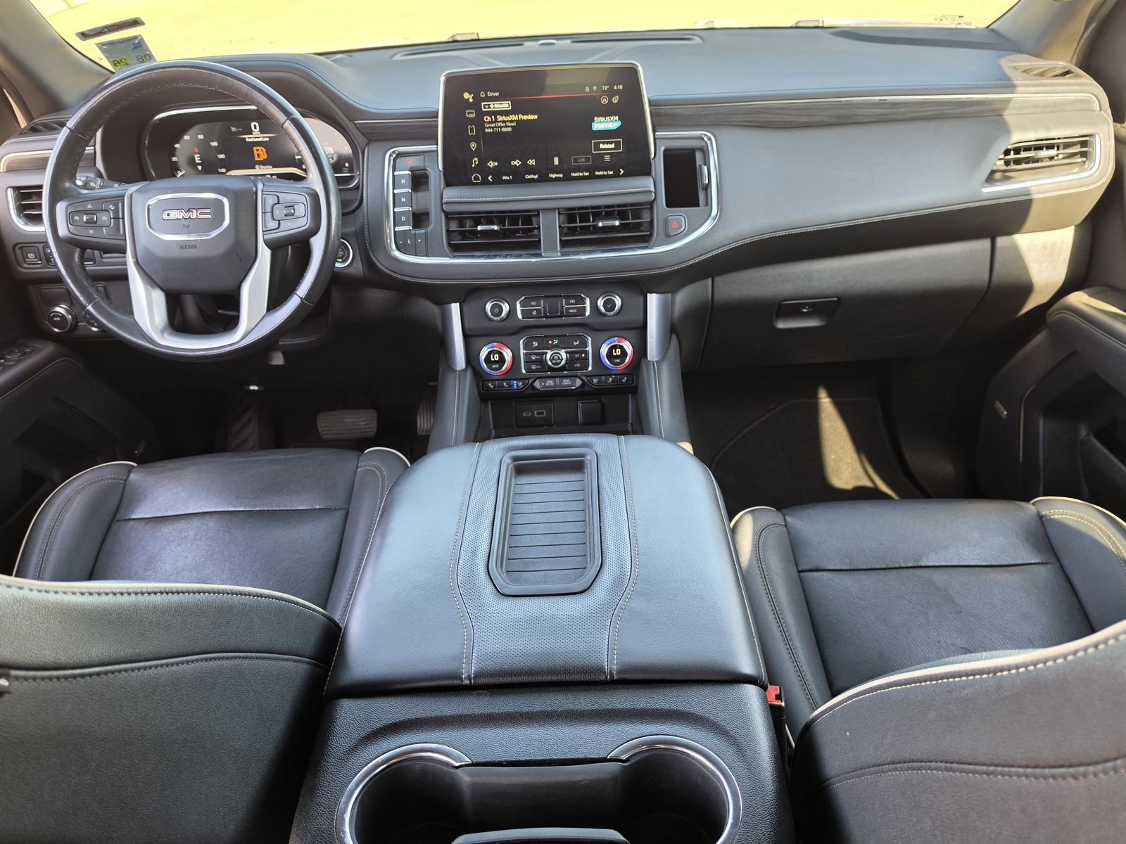 Used 2023 GMC Yukon XL SLT image 7