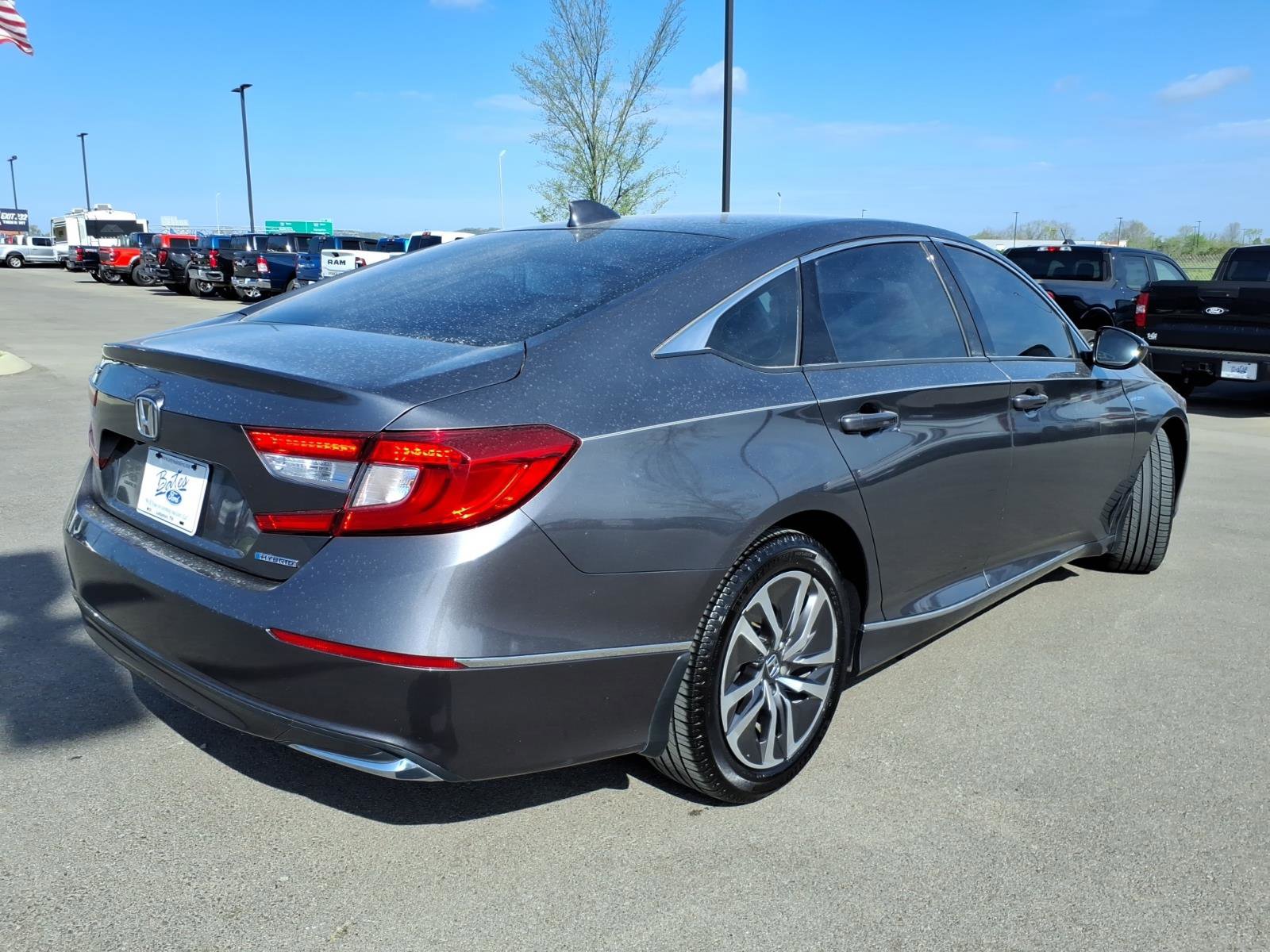 Used 2019 Honda Accord EX image 3