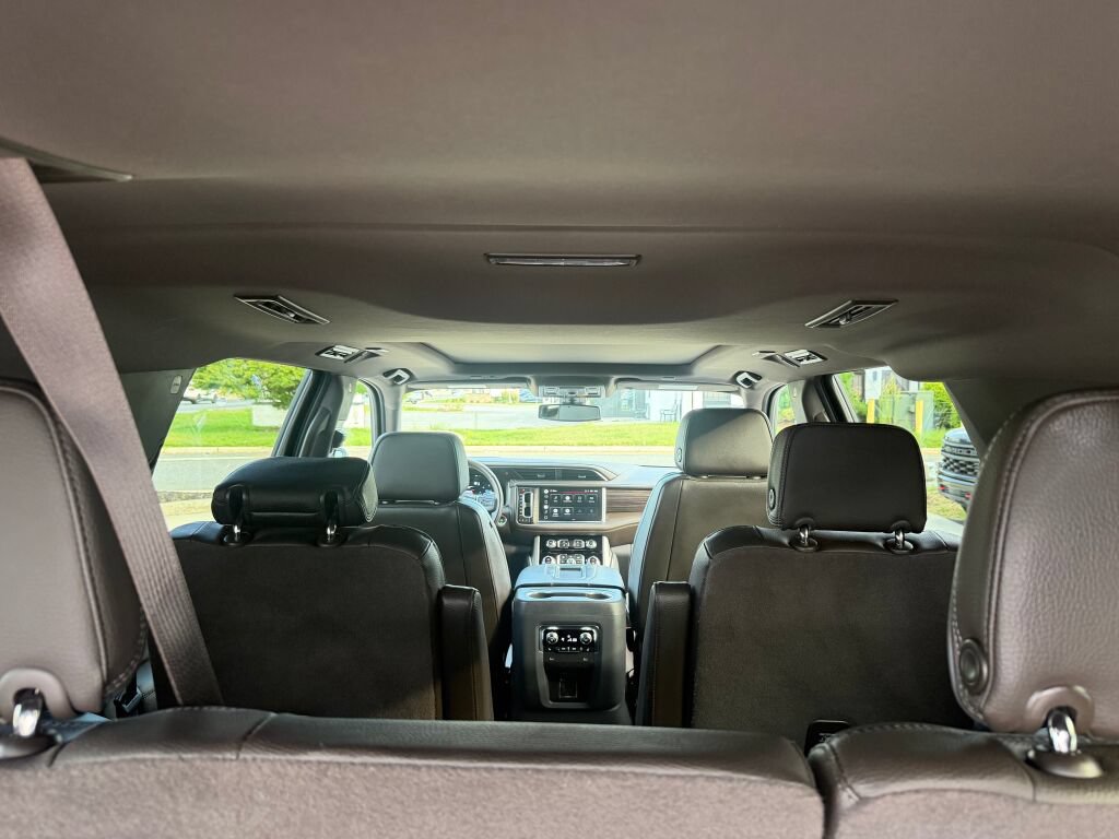 Used 2022 GMC Yukon XL Denali AWD/4WD image 33