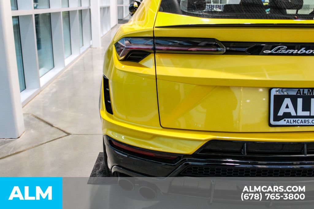 Used 2023 Lamborghini Urus S AWD/4WD image 10