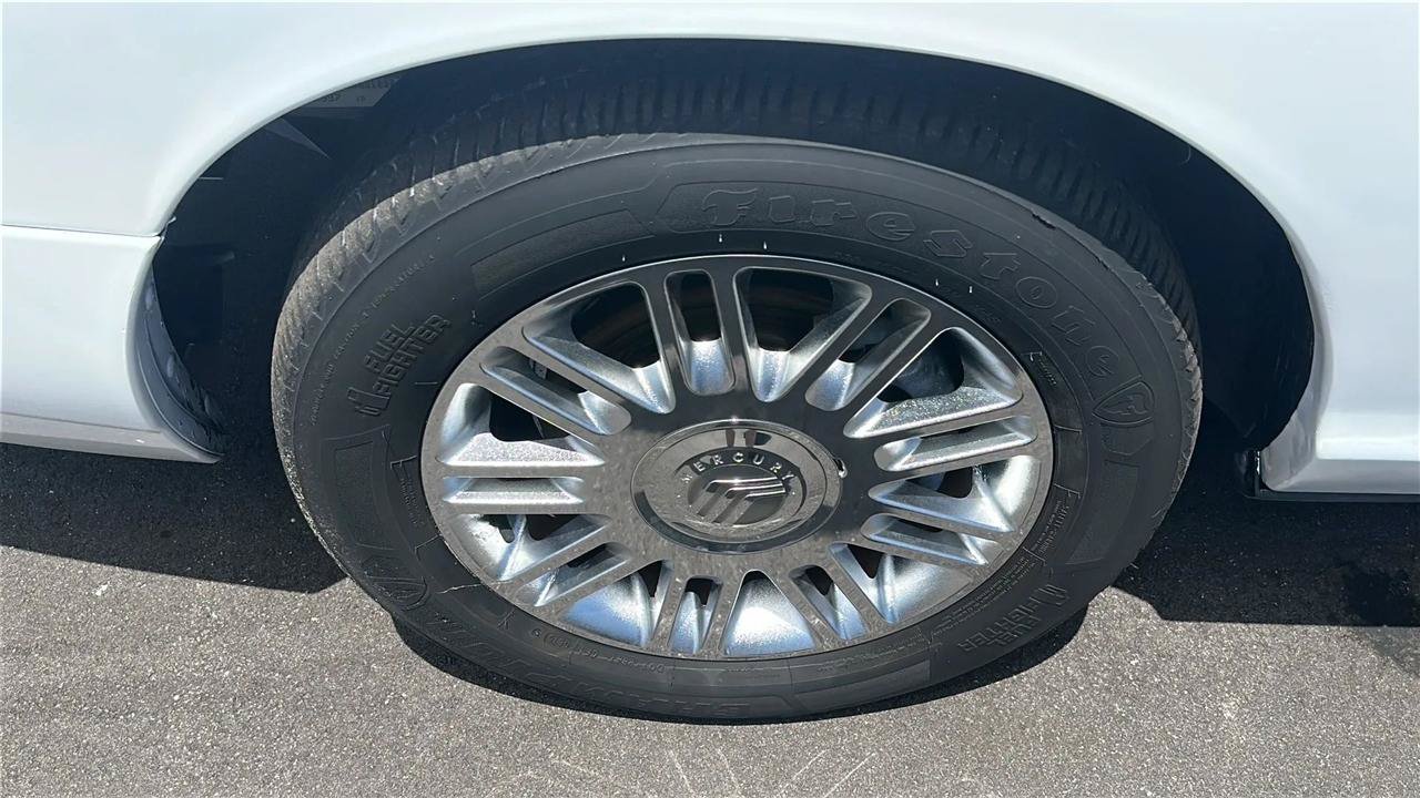 Used 2009 Mercury Grand Marquis LS RWD image 16