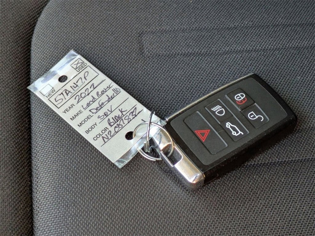 Used 2022 Land Rover Defender 110 image 34