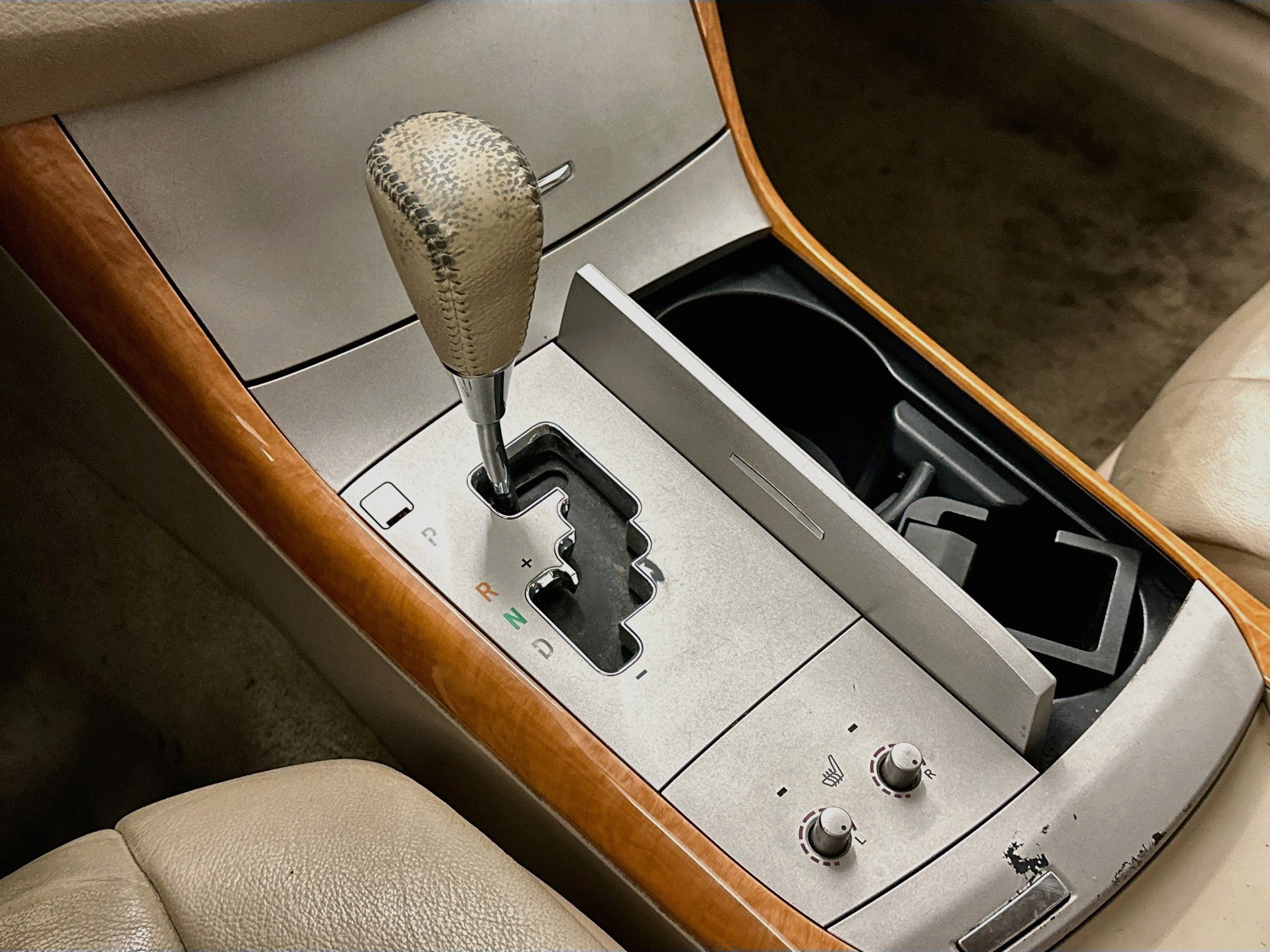 Used 2006 Toyota Avalon XLS FWD image 23