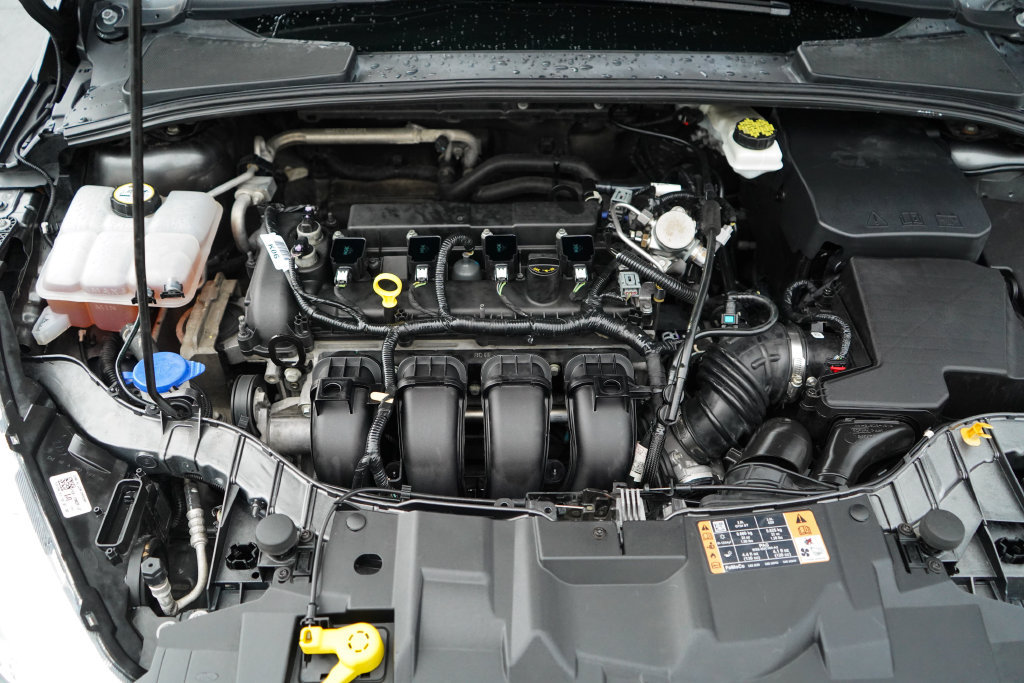 Used 2018 Ford Focus SE FWD image 14