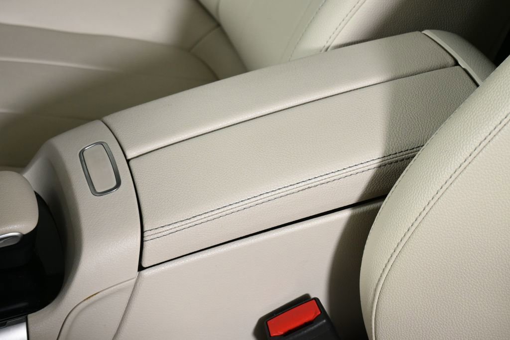 Used 2022 Mercedes-Benz GLB 250 4MATIC image 25