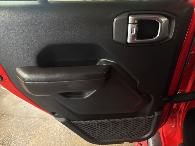 Used 2021 Jeep Wrangler Unlimited Sport image 20