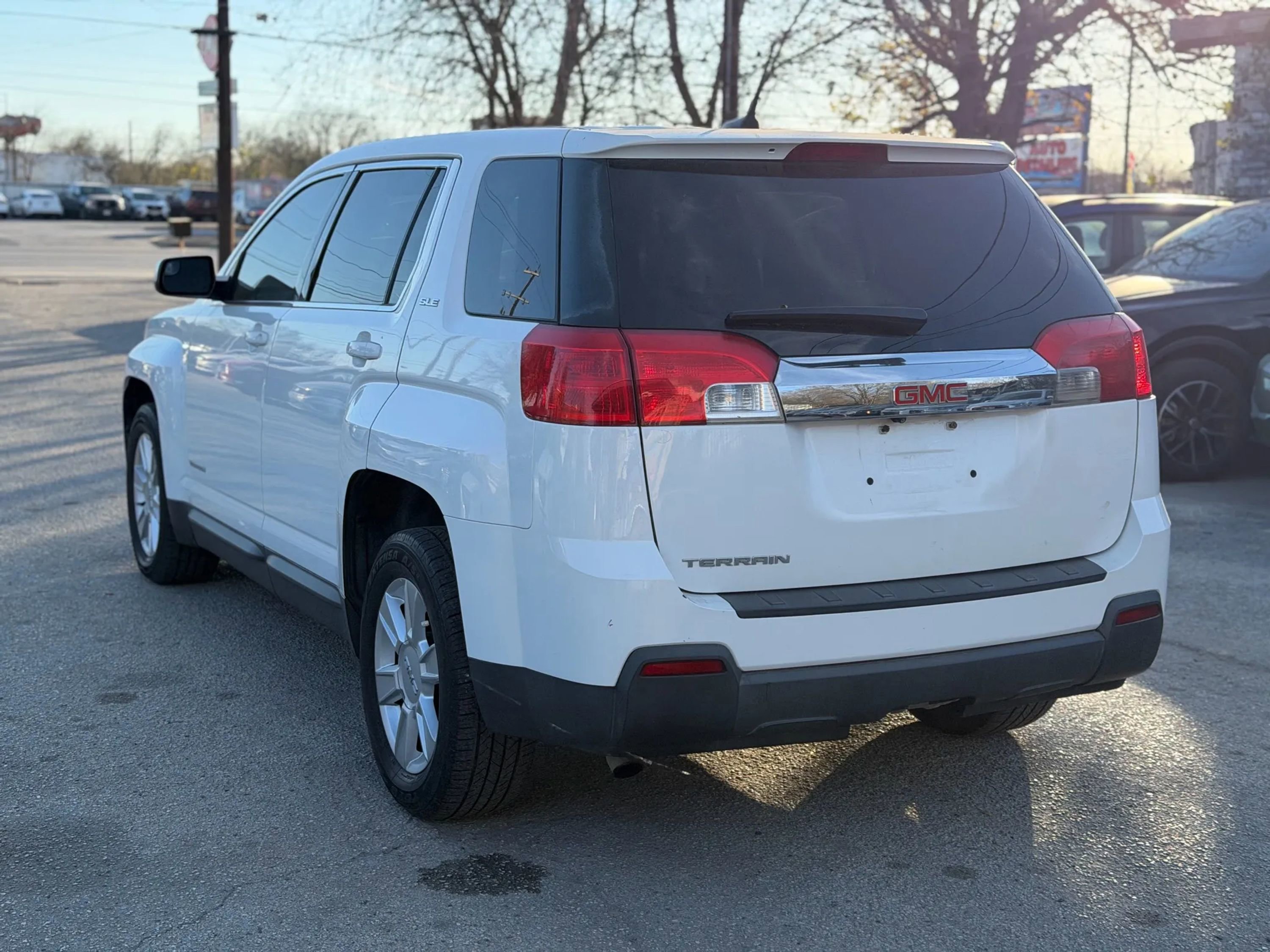 Used 2013 GMC Terrain SLE image 7