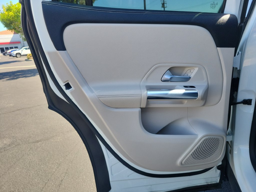 Used 2021 Mercedes-Benz GLA 250 image 16