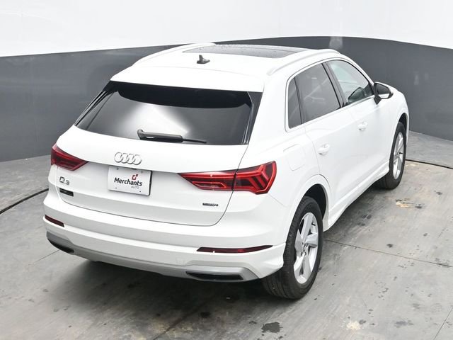 Used 2020 Audi Q3 2.0T Premium image 32