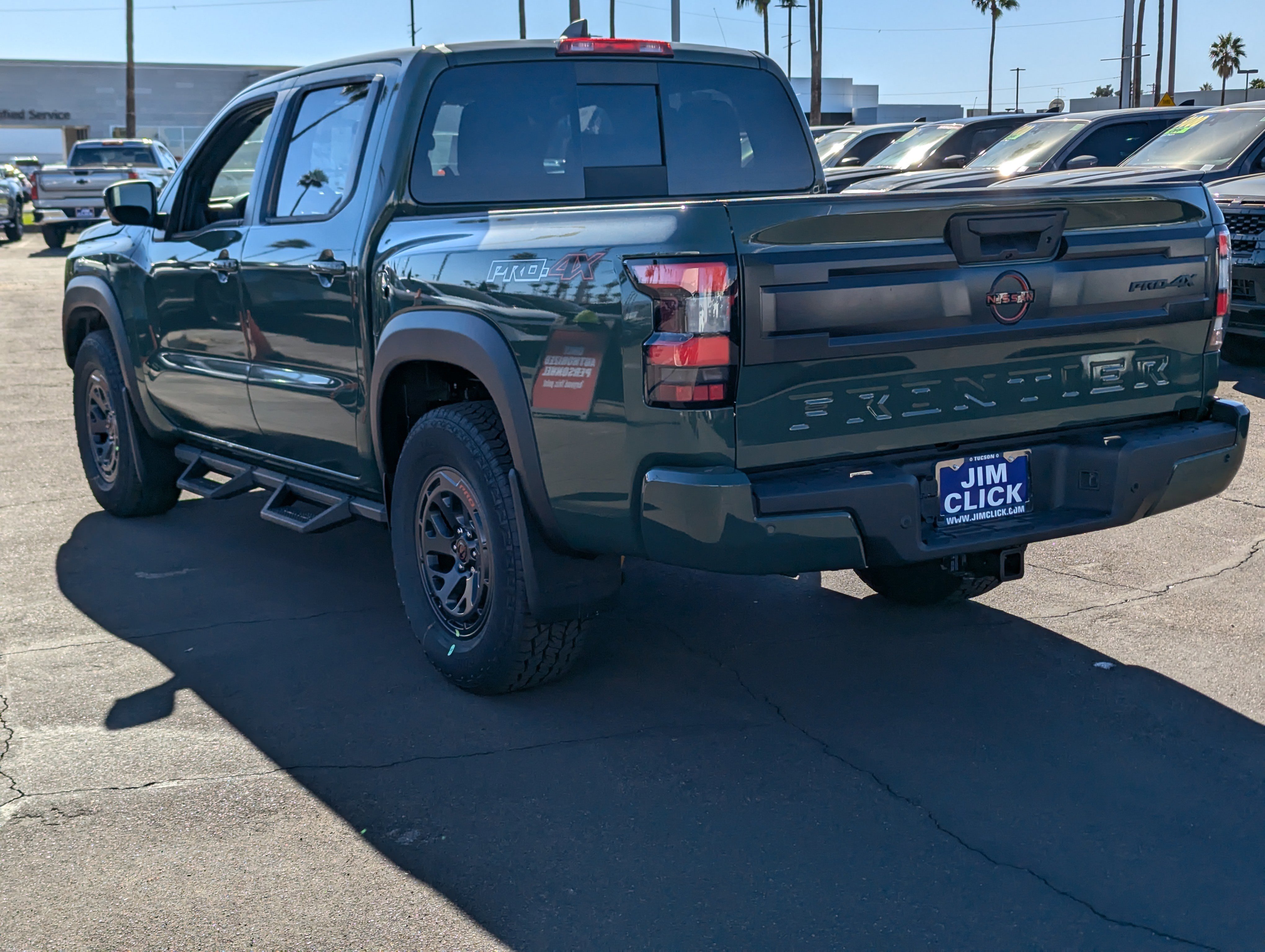 New 2026 Nissan Frontier PRO-4X w/ Pro-4x Convenience Package image 4