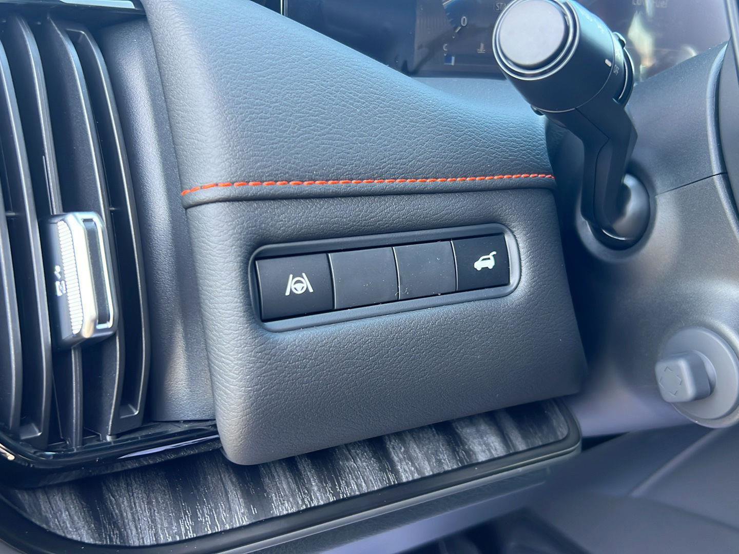 New 2026 Nissan Armada PRO-4X image 32