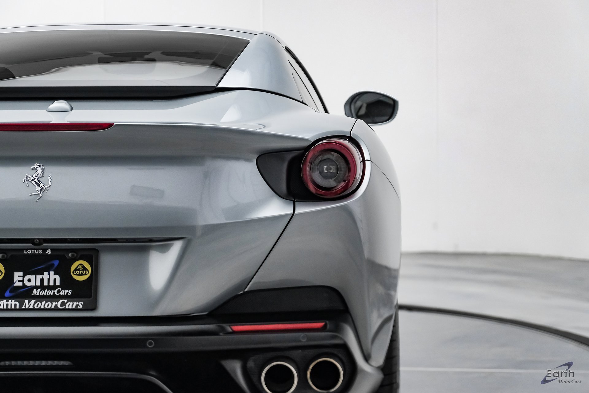 Used 2019 Ferrari Portofino image 19