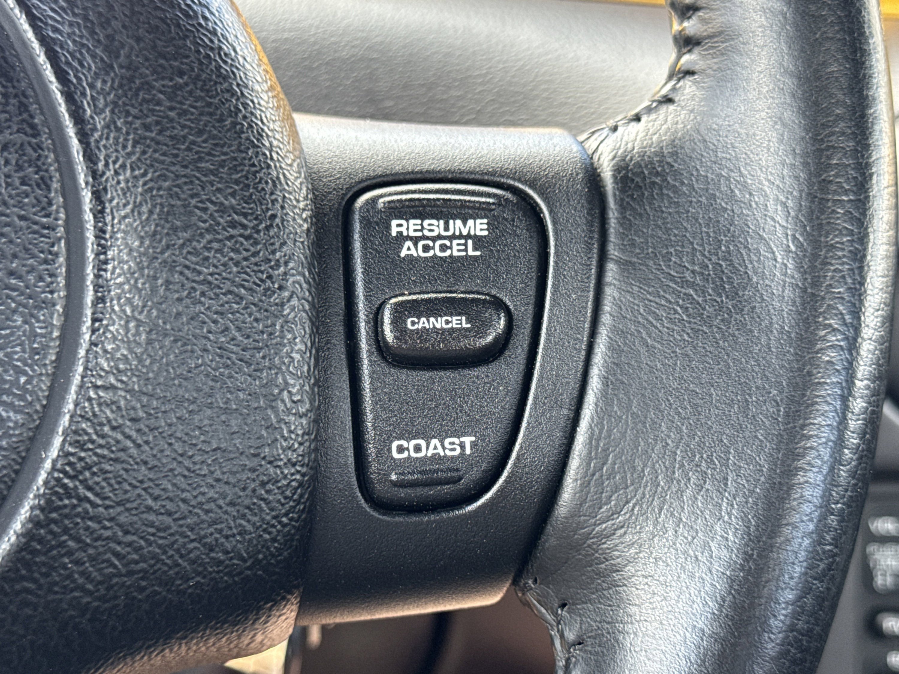 Used 2002 Chrysler Prowler image 60