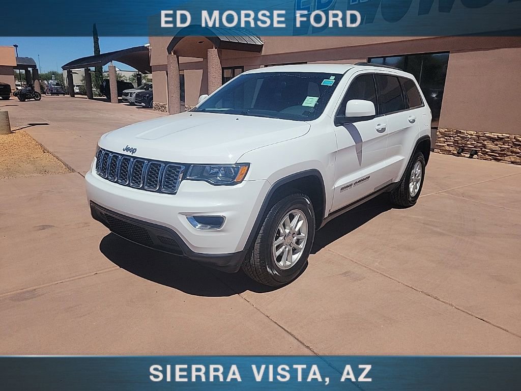 Used 2020 Jeep Grand Cherokee Laredo AWD/4WD image 2