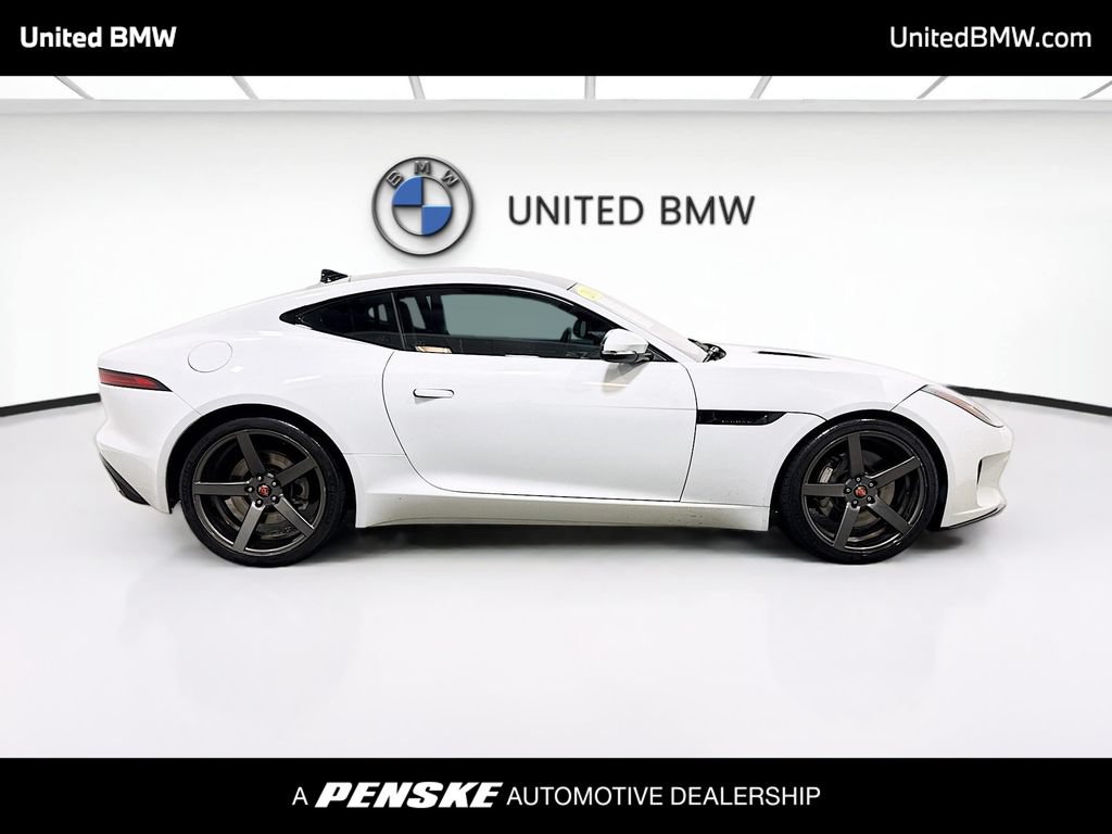Used 2018 Jaguar F-TYPE Coupe RWD image 18