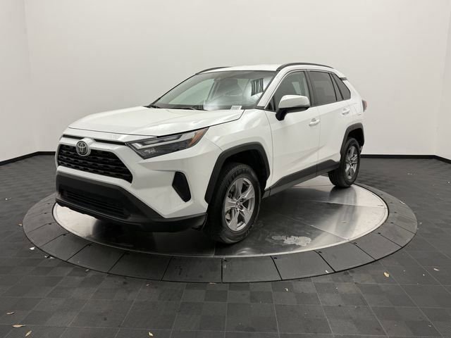 Used 2024 Toyota RAV4 XLE image 3