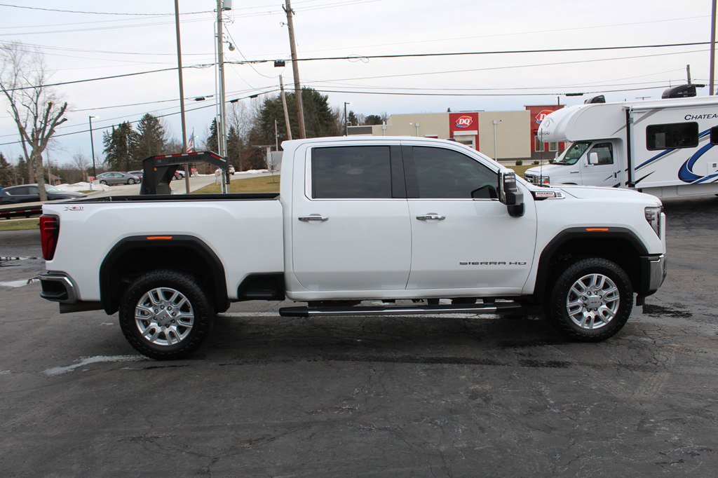 Used 2024 GMC Sierra 2500 SLT w/ SLT Convenience Package image 8