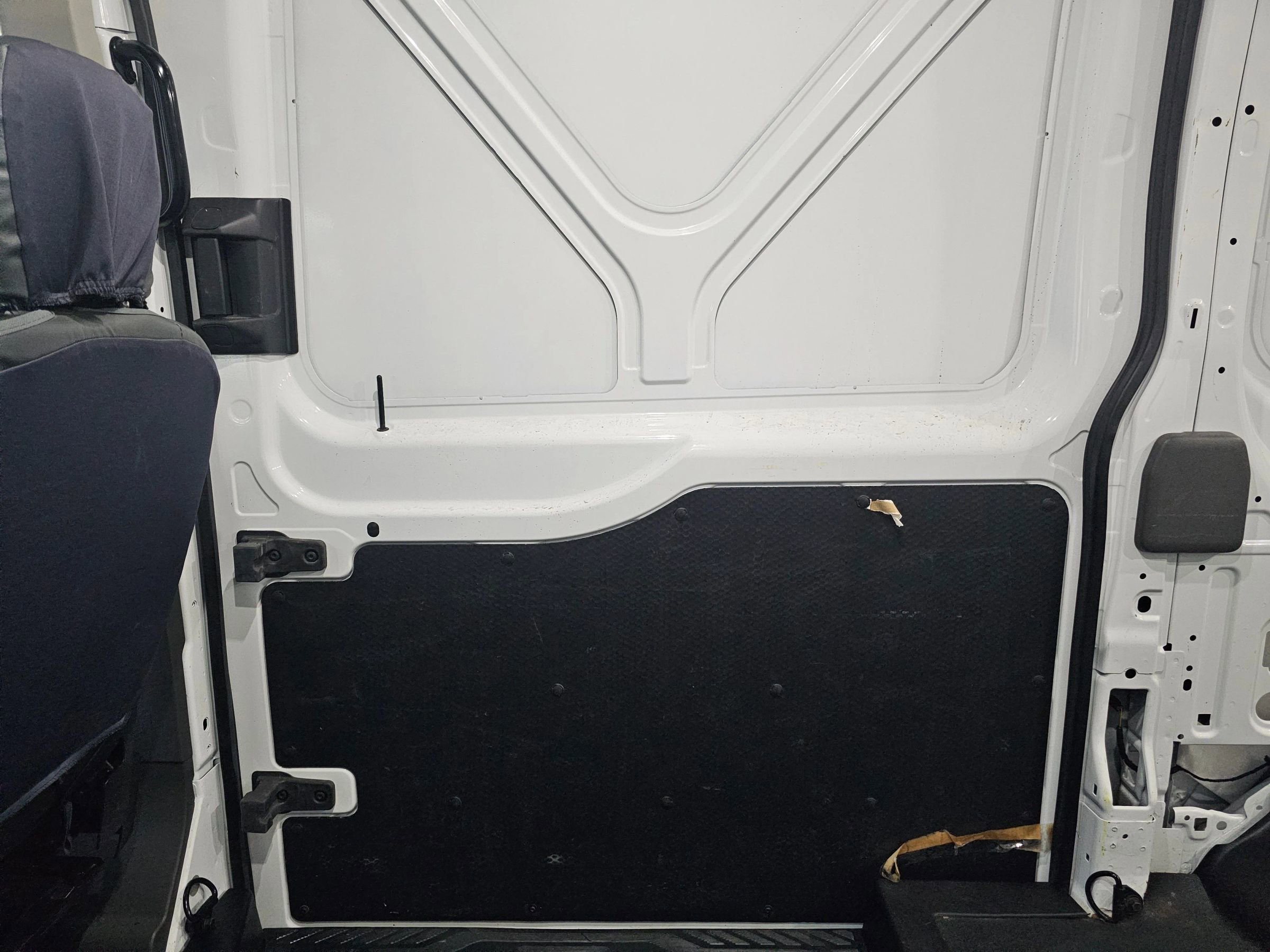 Used 2020 Ford Transit 250 Medium Roof image 19