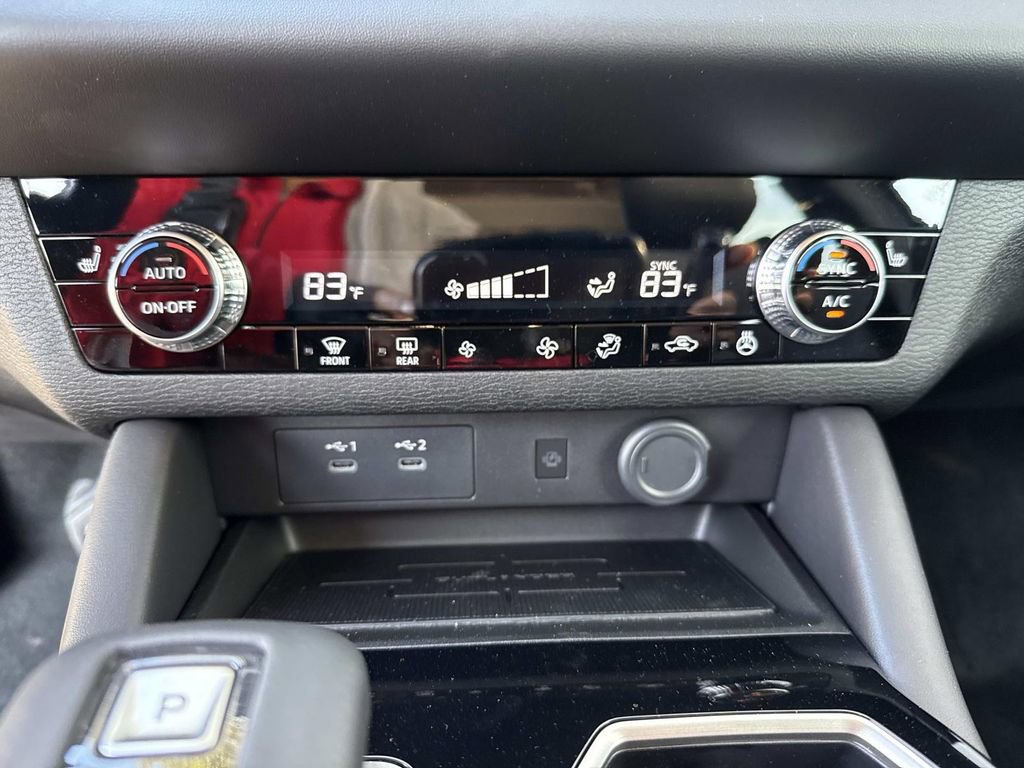 New 2026 Mitsubishi Outlander SE image 30