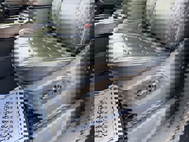 Used 2021 Chevrolet Silverado 1500 High Country w/ Technology Package image 30