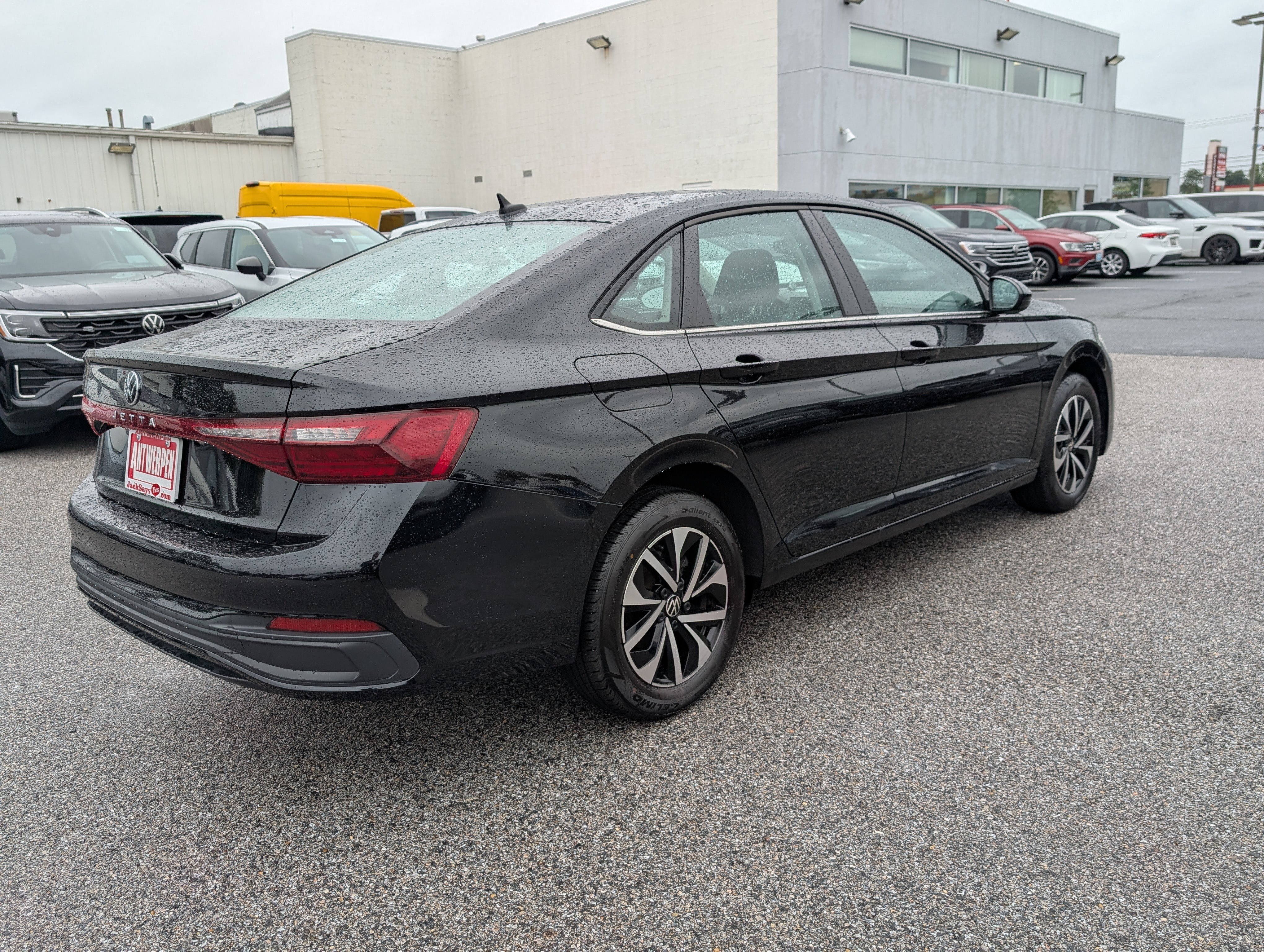 Used 2025 Volkswagen Jetta S FWD image 3