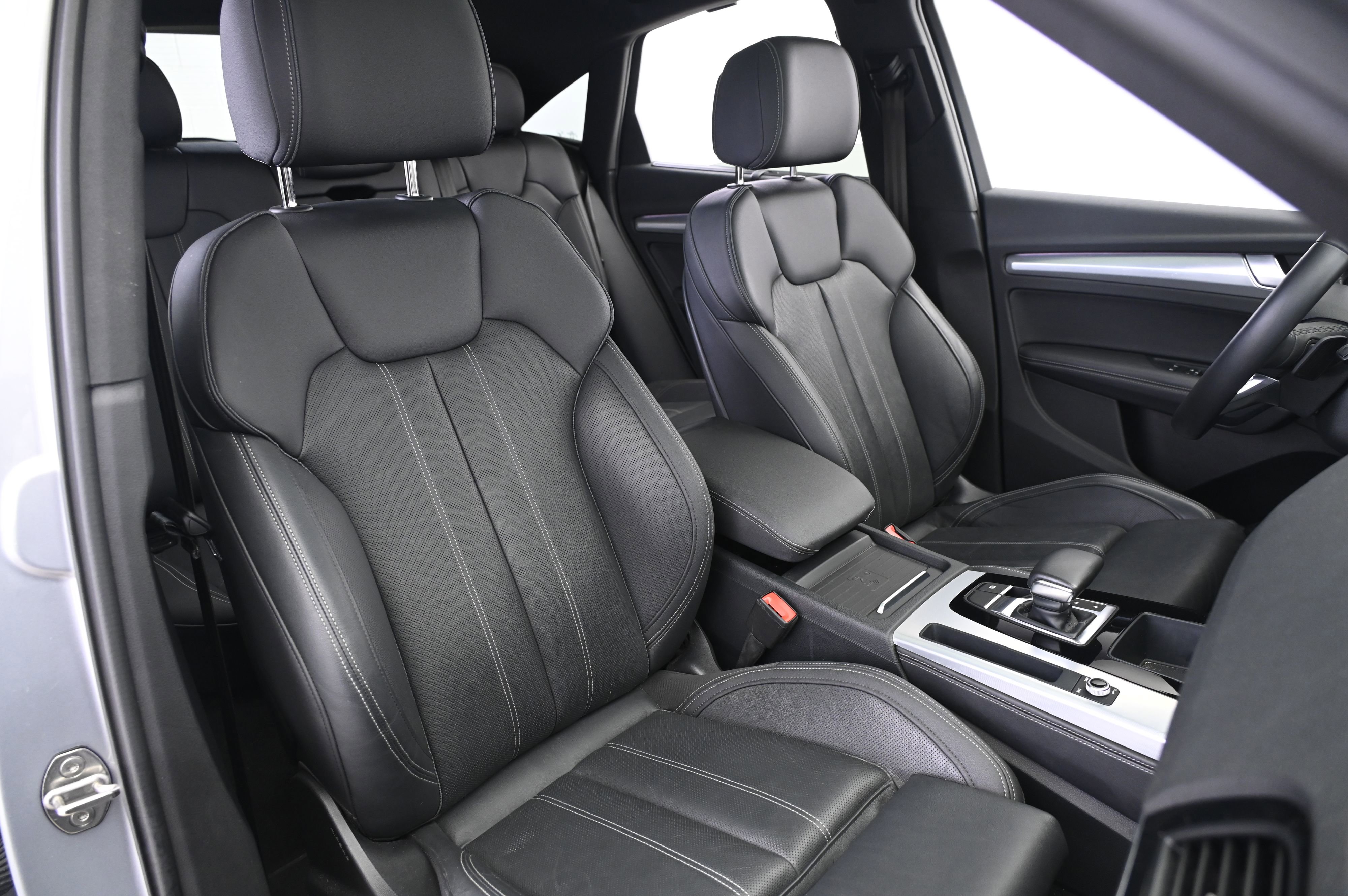 Used 2023 Audi Q5 2.0T Prestige w/ Prestige Package image 24