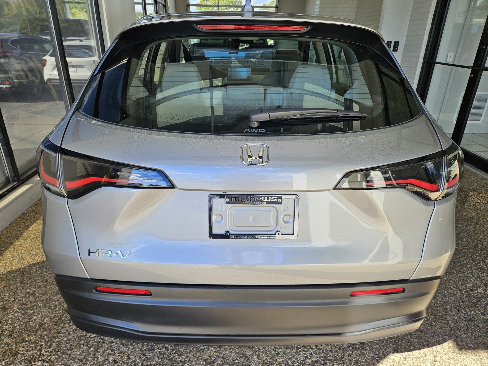 Used 2025 Honda HR-V LX image 3