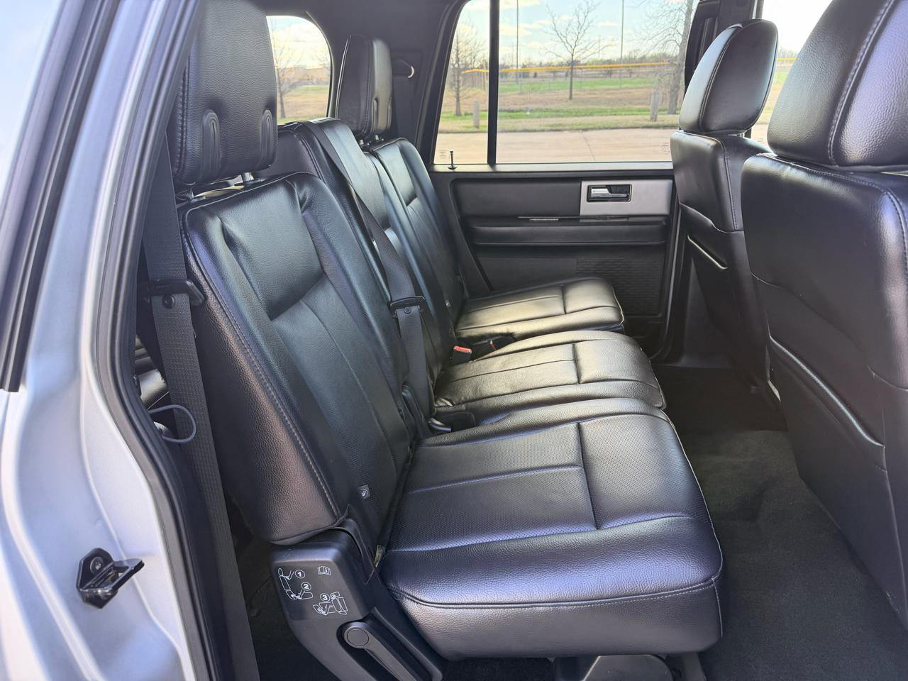 Used 2016 Ford Expedition EL Limited image 13