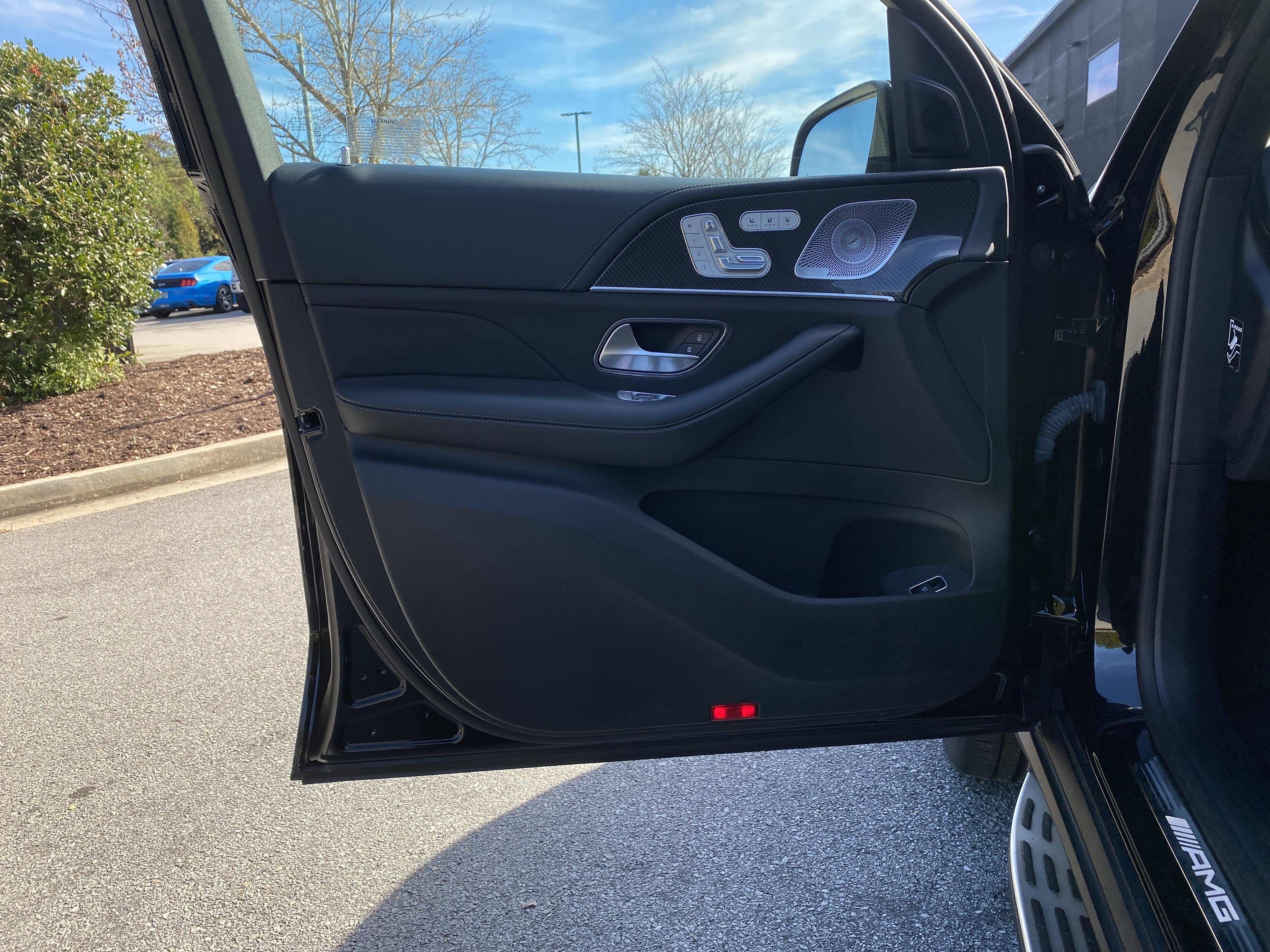 Used 2024 Mercedes-Benz GLS 63 AMG 4MATIC image 24