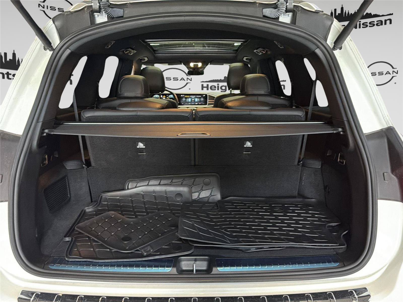 Used 2022 Mercedes-Benz GLS 450 4MATIC image 35
