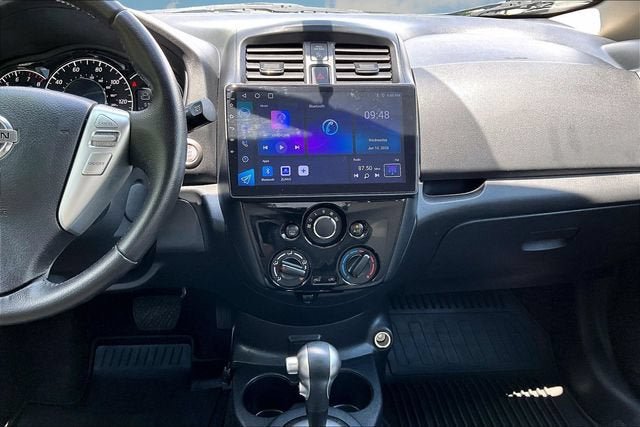 Used 2017 Nissan Versa Note FWD image 6