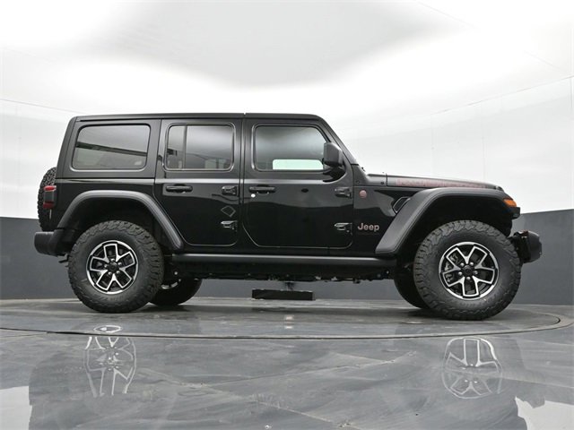 Used 2024 Jeep Wrangler Unlimited Rubicon w/ Technology Group image 39