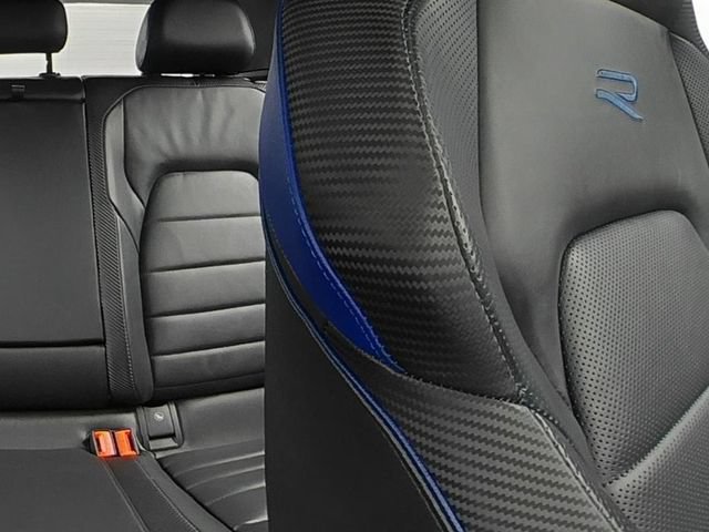 Used 2024 Volkswagen Golf R AWD/4WD image 30