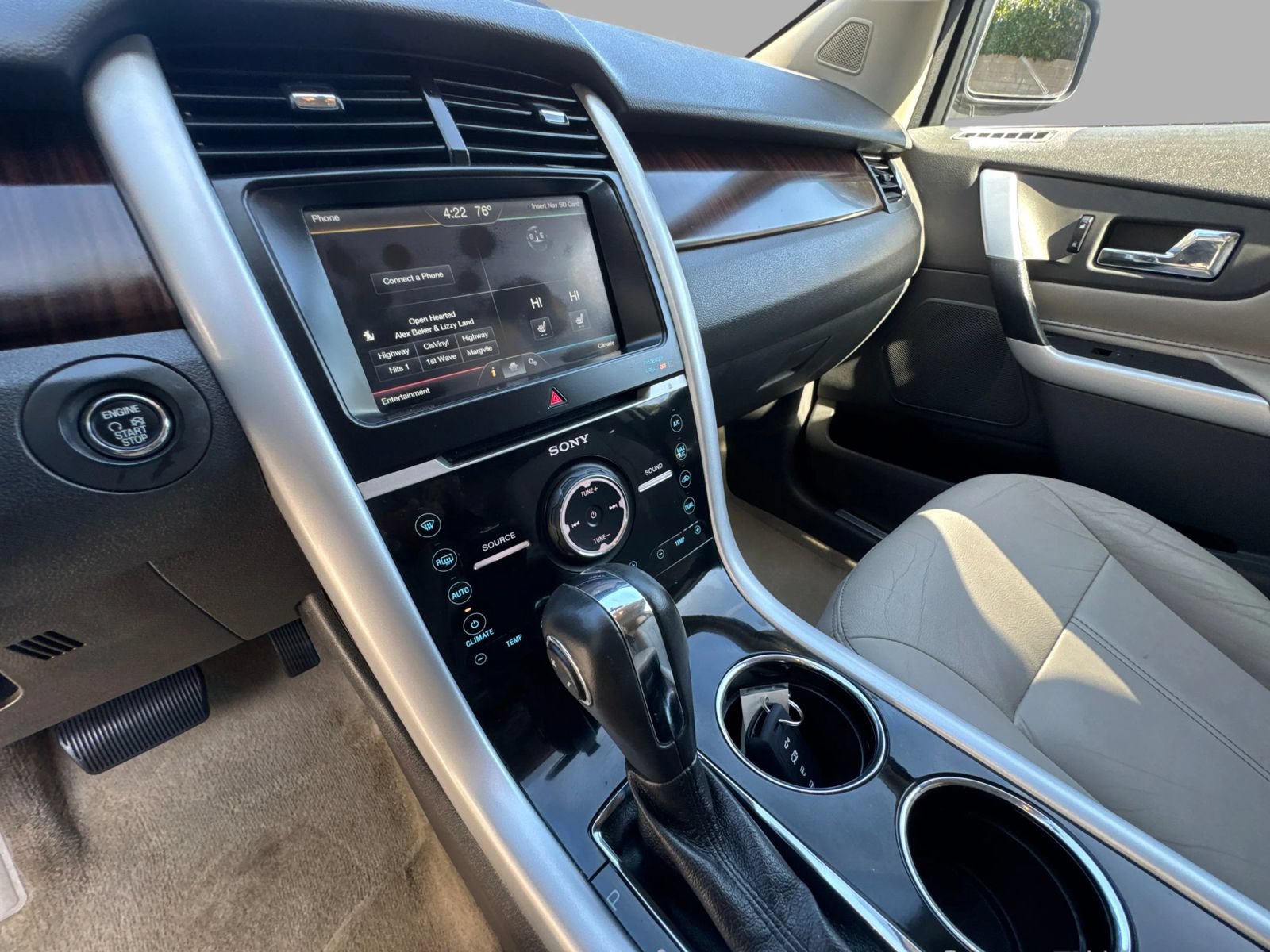 Used 2011 Ford Edge Limited w/ Driver Entry Pkg FWD image 28