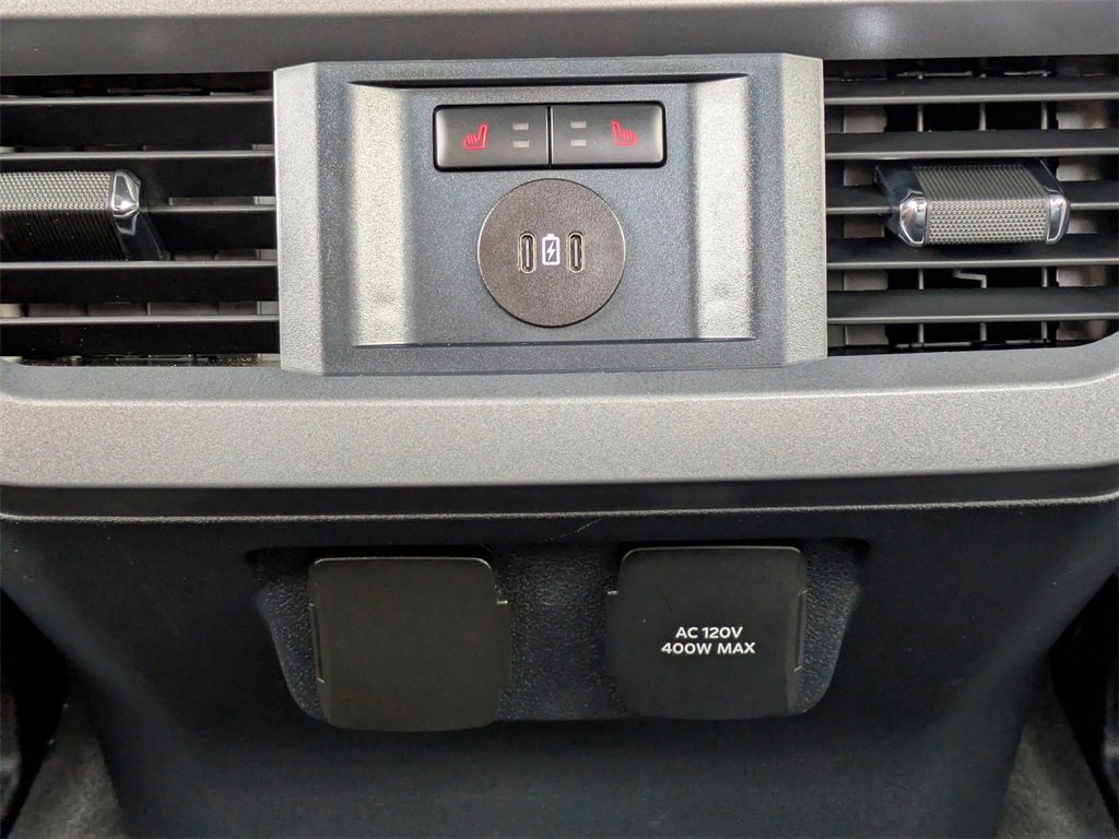Used 2024 Ford F250 Lariat image 16