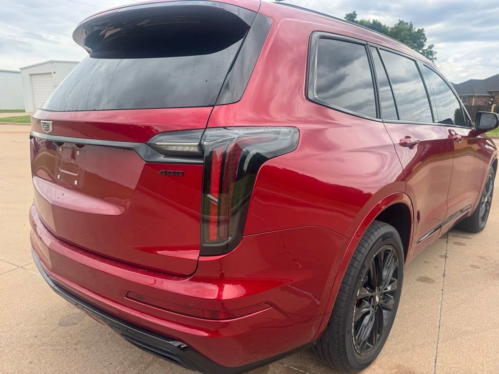 Used 2023 Cadillac XT6 Sport w/ LPO, ONYX Package AWD/4WD image 5
