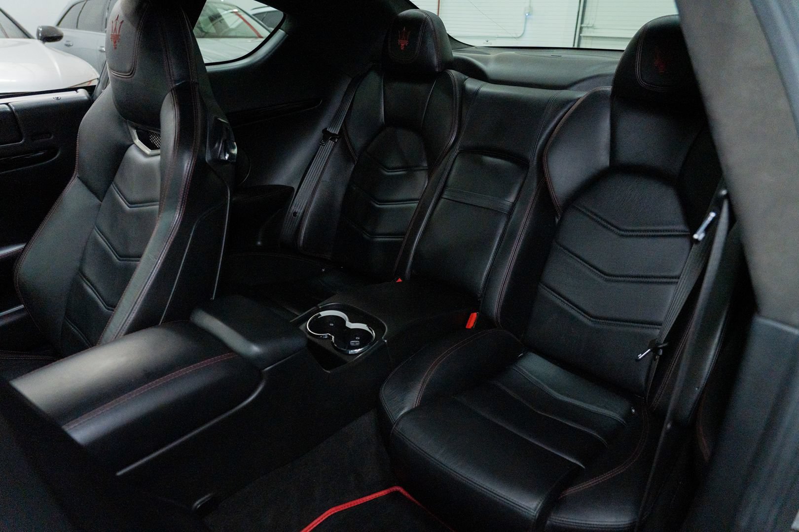 Used 2014 Maserati GranTurismo Sport RWD image 23