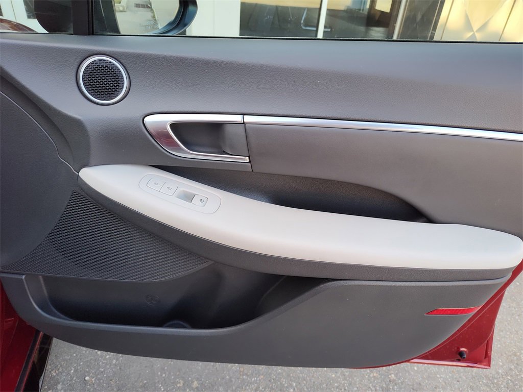 Used 2023 Hyundai Sonata SEL w/ Convenience Package image 30