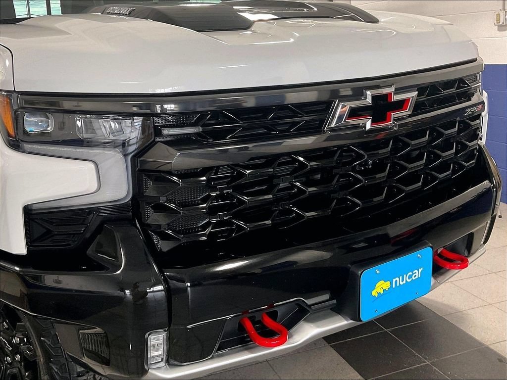 Used 2024 Chevrolet Silverado 1500 ZR2 w/ Technology Package AWD/4WD image 32